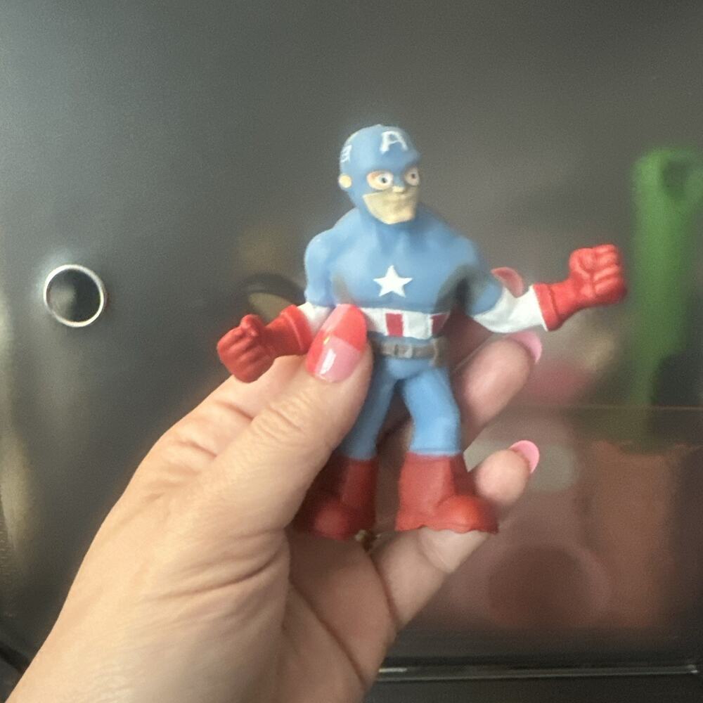 Ja-Ru Stretchable Life-Like Captain America No Tag